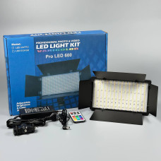 Професійне відеосвітло Light Kit Varicolor Pro 600Plus RGB+Warm White з пультом 3200-5600K (21см)