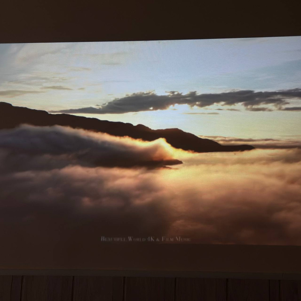 Проектор V8 (Android 11, 240 lumen, Bluetooth+WiFі, 1920*1080P)