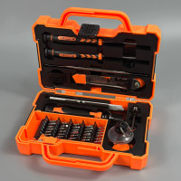 Чорно-помаранчевий