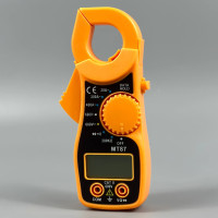 Чорно-помаранчевий