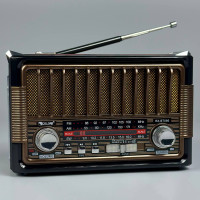 Коричневий