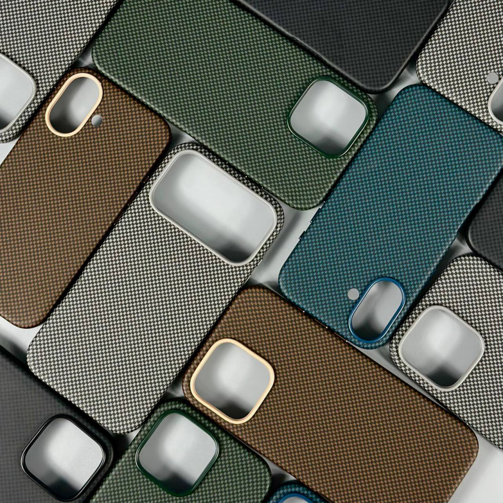 Накладка Carbon Fiber Case Box Magnetic iPhone 17
