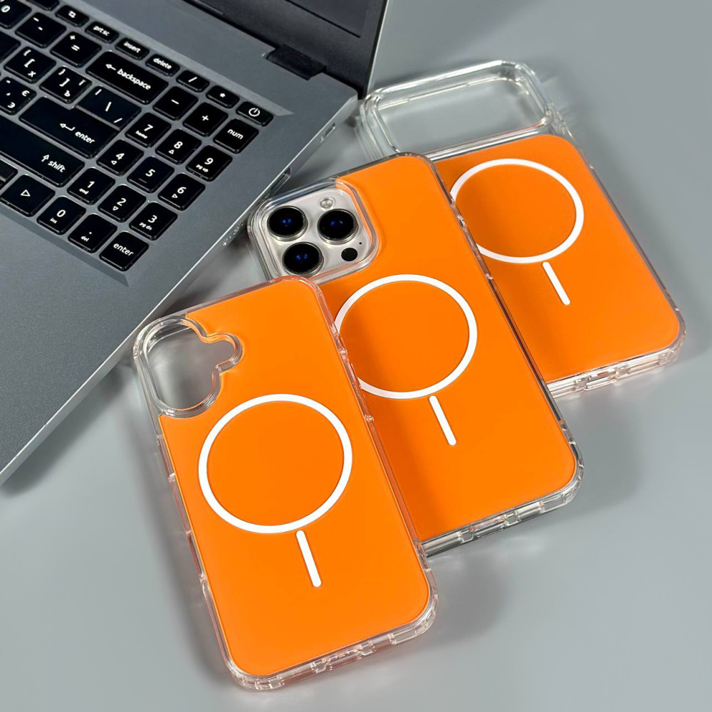 Накладка Color Silicone Box Magnetic iPhone 16 Pro