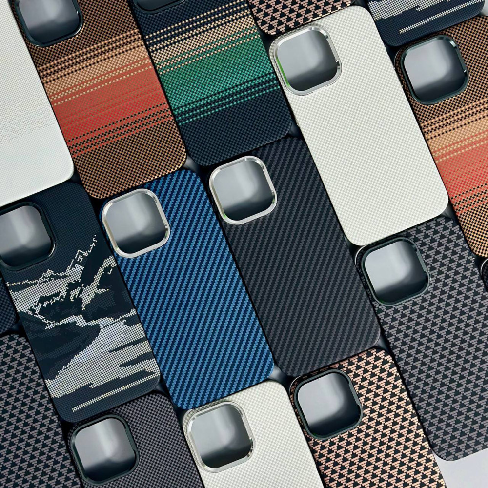 Накладка Elite Carbon Matte BOX Magnetic iPhone 14 Pro