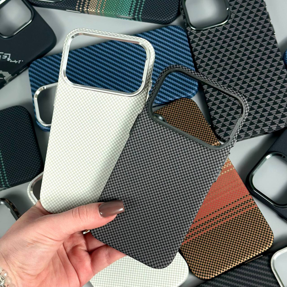 Накладка Elite Carbon Matte BOX Magnetic iPhone 14 Pro