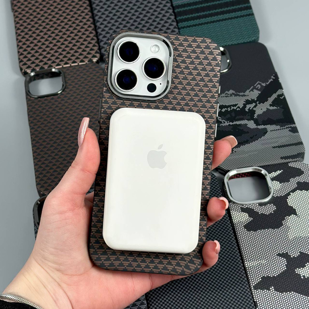 Накладка Elite Carbon Matte BOX Magnetic iPhone 15 Pro Max