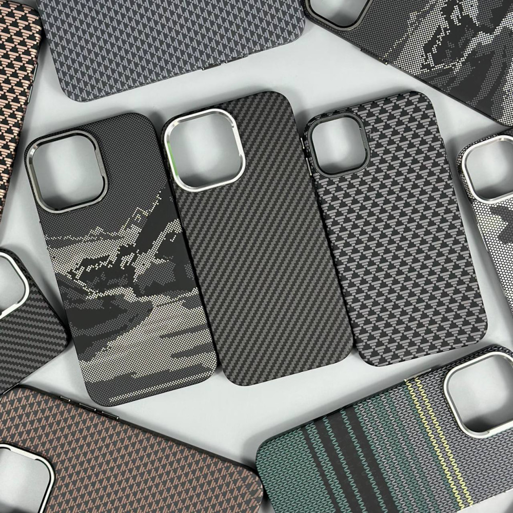 Накладка Elite Carbon Matte BOX Magnetic iPhone 15 Pro Max