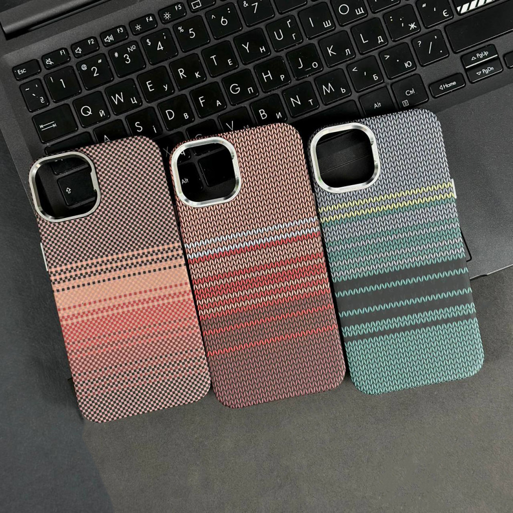 Накладка Elite Carbon Matte BOX Magnetic iPhone 15 Pro Max