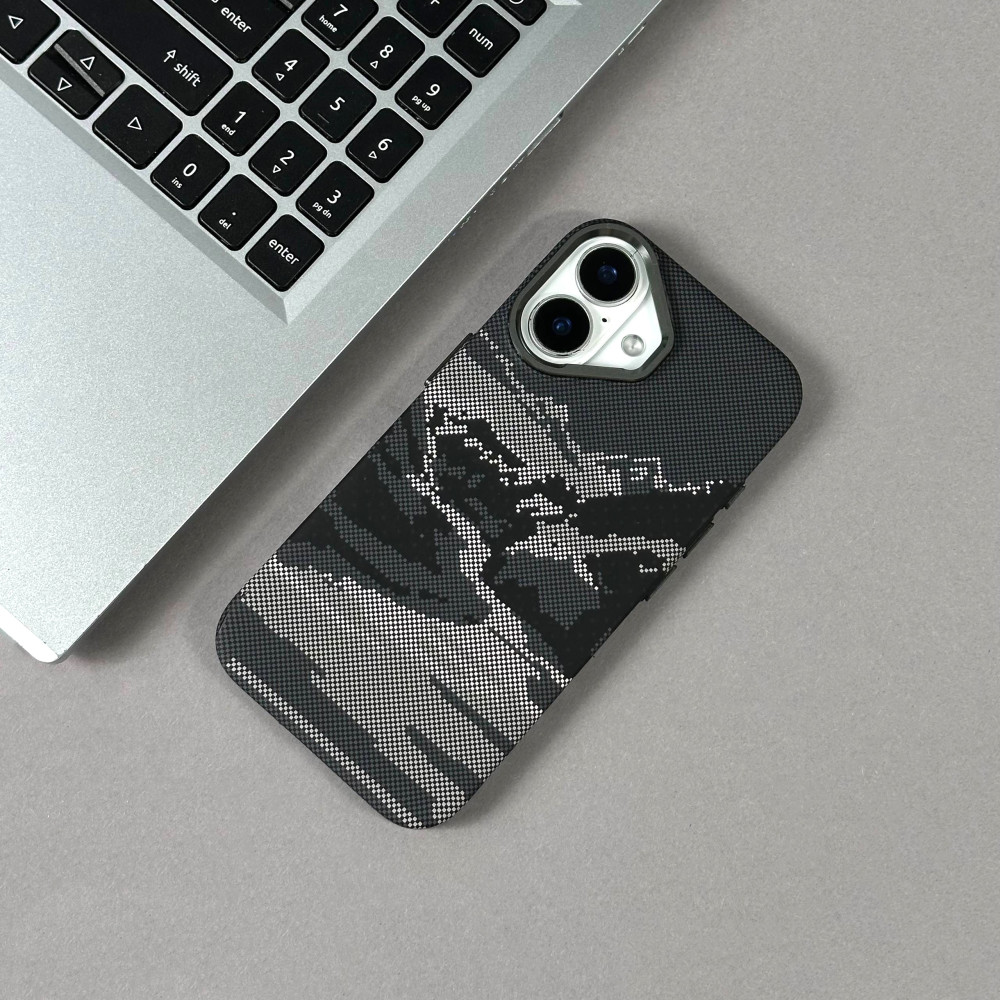 Накладка Elite Carbon Matte BOX Magnetic iP 15