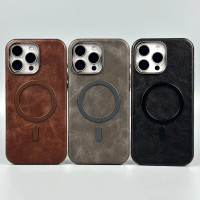 Накладка Leather Magnetic Case with Metal Frame iPhone 17
