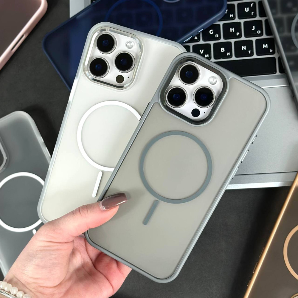 Накладка Matte Camera With Thin Magnetic Box iPhone 13