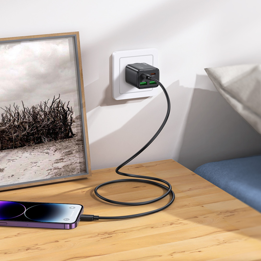 Мережевий зарядний пристрій Hoco N55 Fundador PD20W Type-C to Lightning