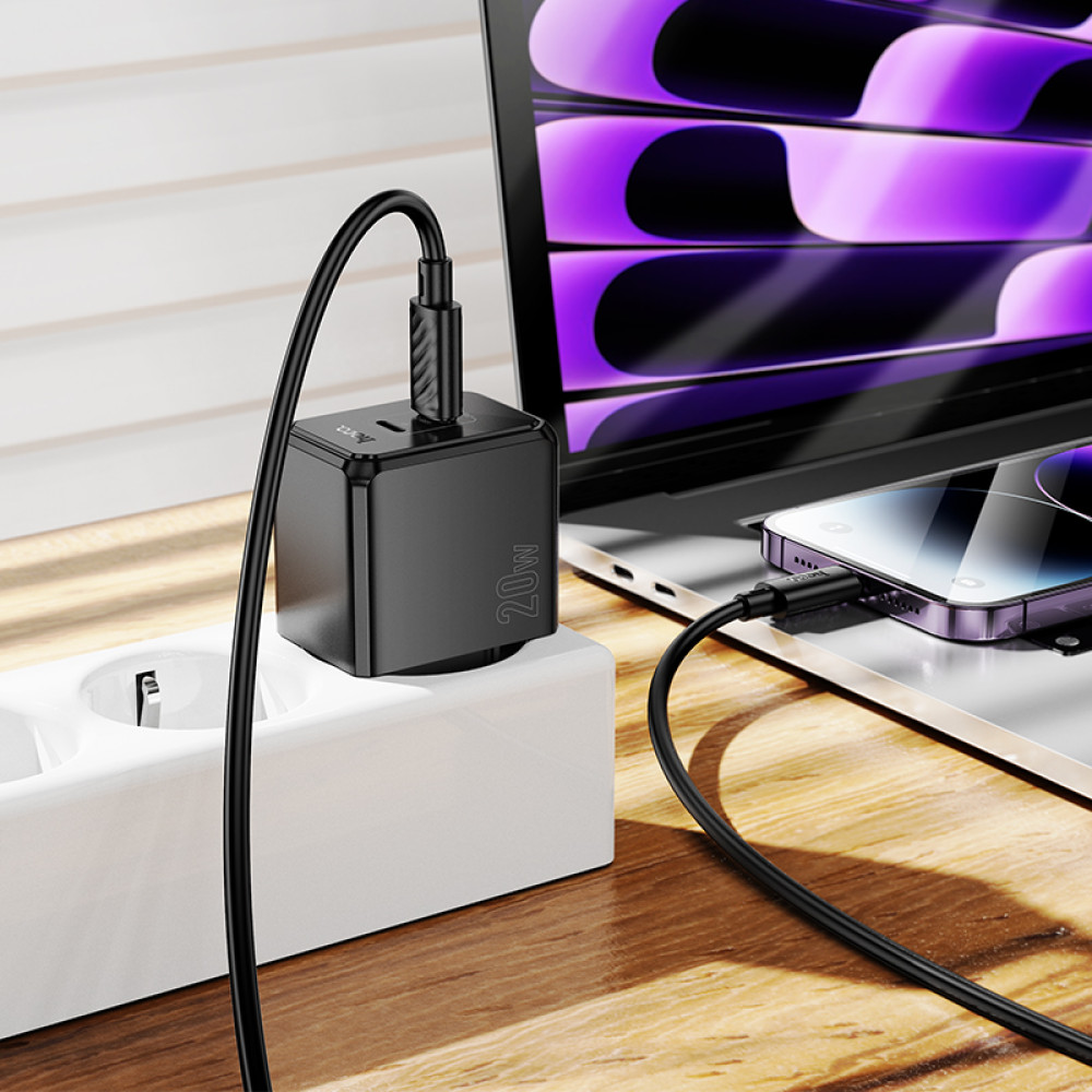 Мережевий зарядний пристрій Hoco CS16A Wish two-way PD20W Type-C to Lightning