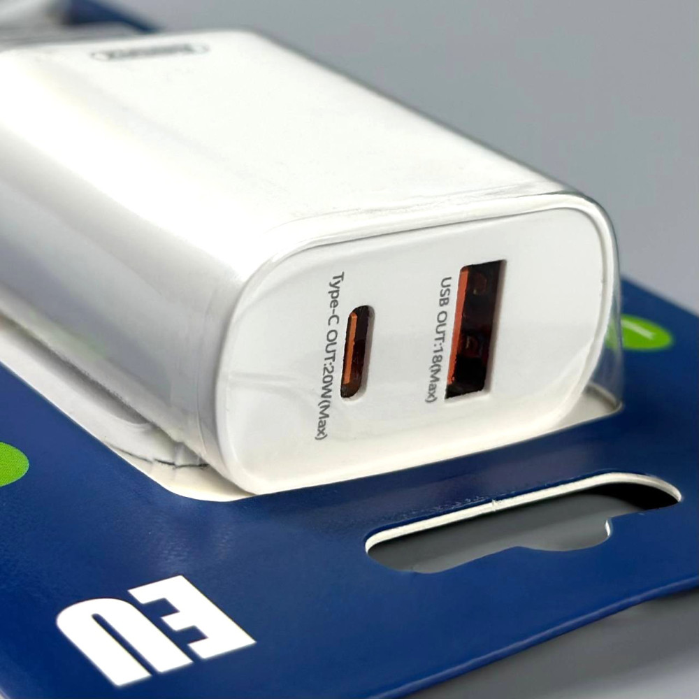 Мережевий зарядний пристрій Remax RP-U37 Jane Series QC3.0+PD20W Type-C to Lightning